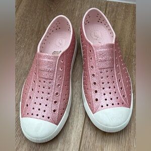 Native shoes Jefferson pink sparkle glitter shoe J4
